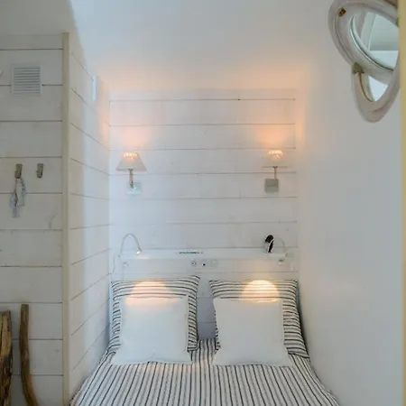 Apartment La Rade D'agay